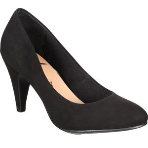 AMERICAN RAG AFELIX BLACK MICRO SUEDE PUMPS SIZE 9 NIB